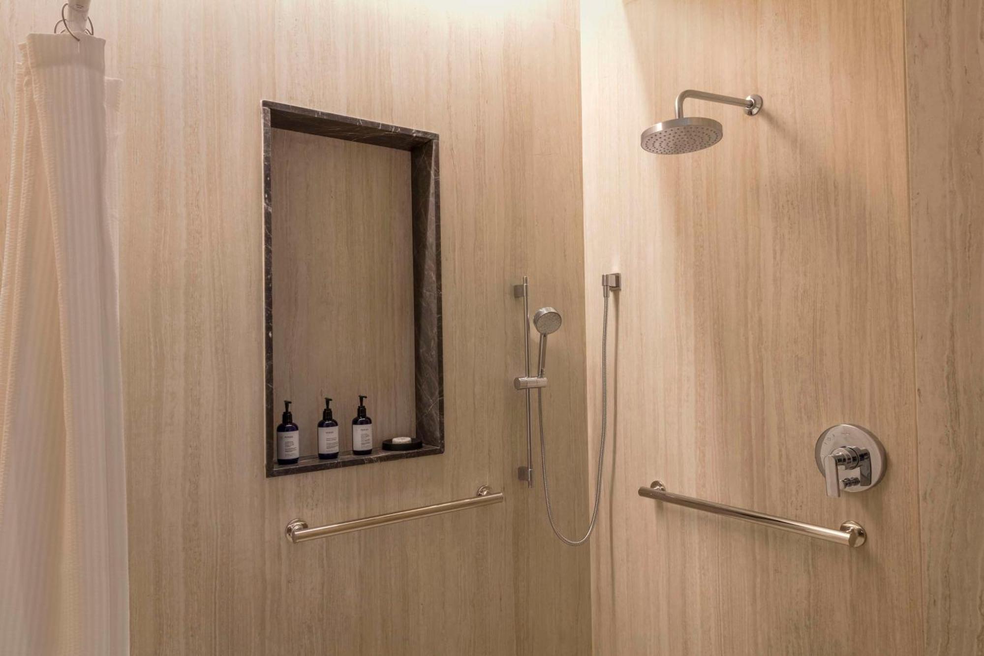 Hilton Monterrey Valle Eksteriør billede